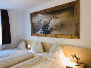 Гостиница Familienappartements Eder  Капрун